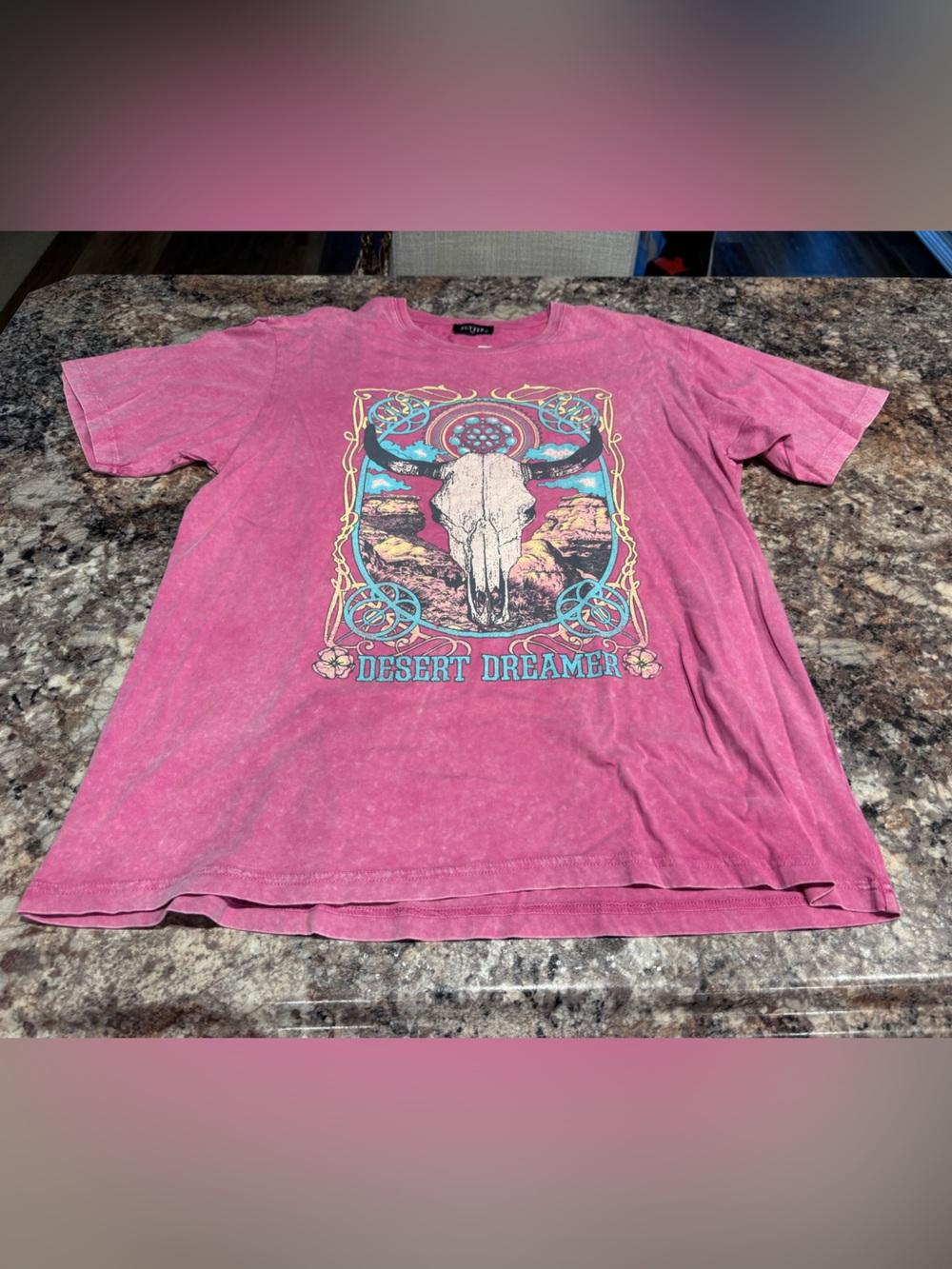 Desert Dreamer Graphic Tee - Pink